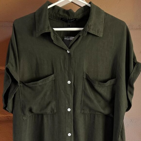 Elegant Dark Green Button-Down Midi Dress - Picture 6 of 6